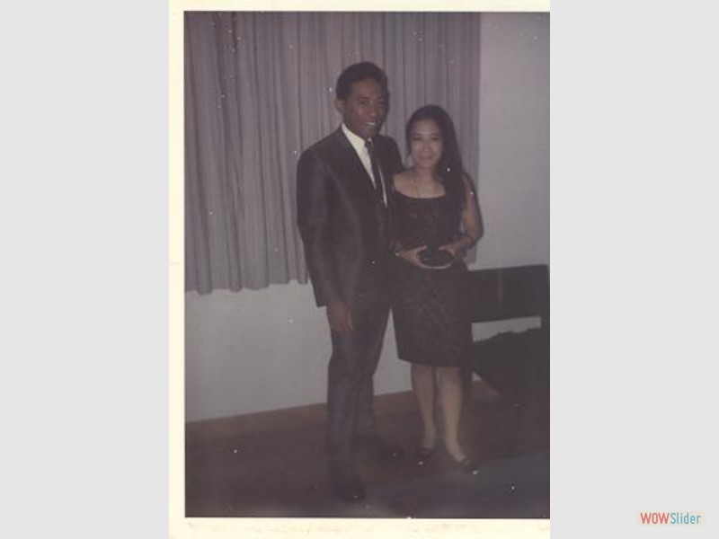 Nov 68  - Rand R Singapore - Tancayo and new friend